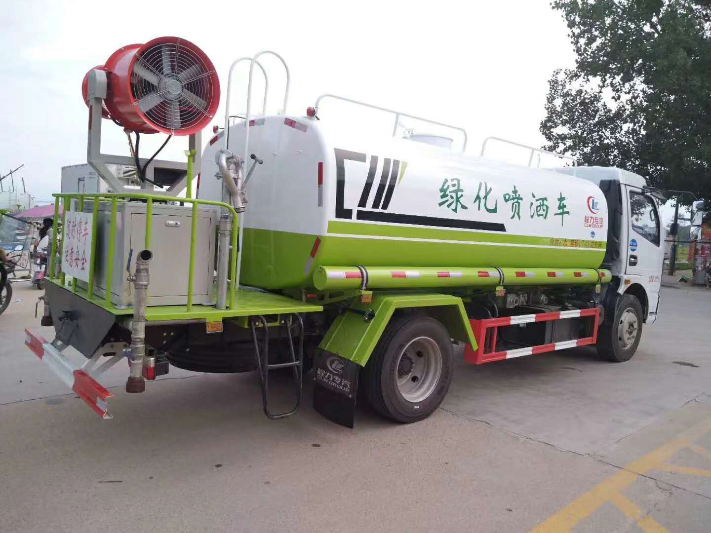 國六9方東風(fēng)抑塵灑水車廠家圖片30米霧炮車高低檔變速箱價(jià)格